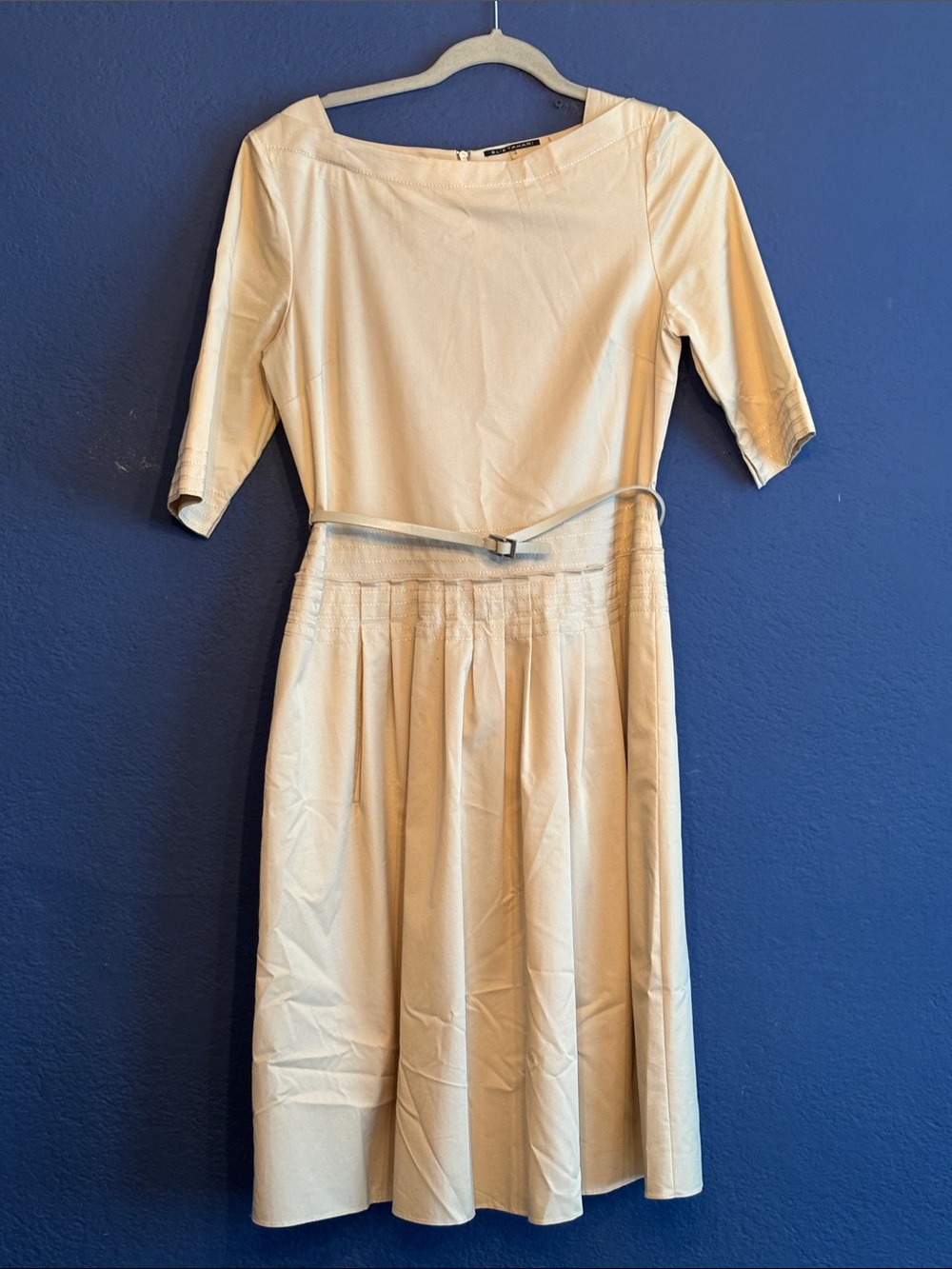 Elie Tahari Classic Cream A-Line Dress with Belt Size 8